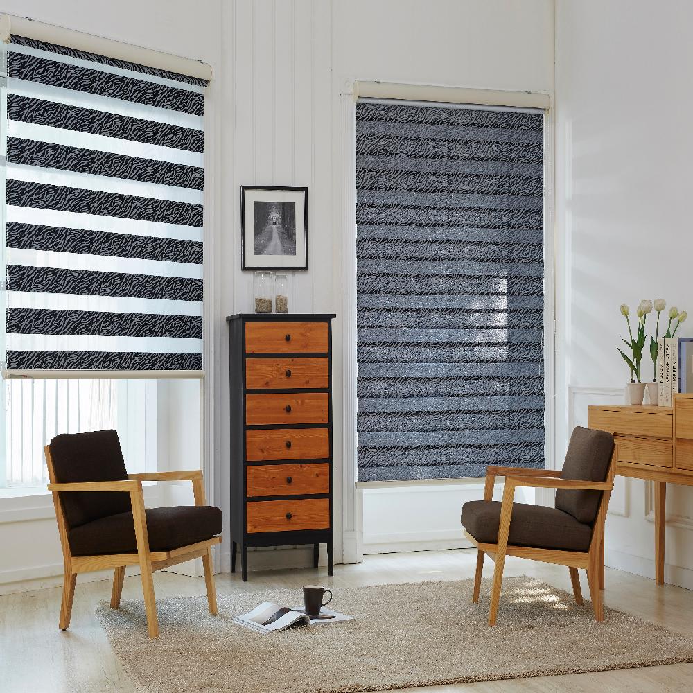 Designed dual combi blind ( ZEBRA )