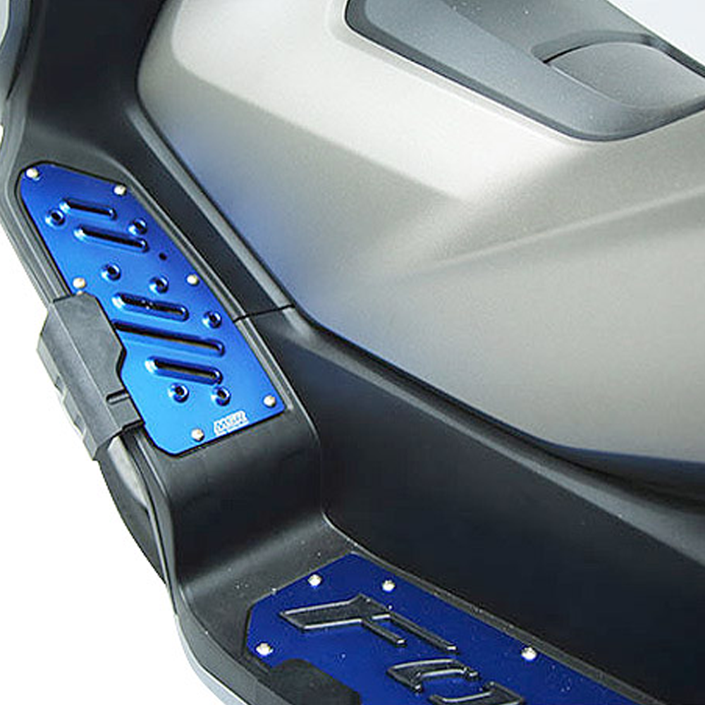 Motorcycle Footrest Footboard Stepboard Flowboard Honda Forza 300 2018-21